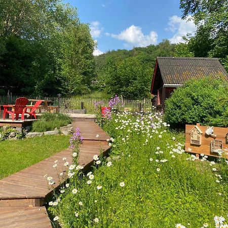 Le Gite Des Platanes Spa Exterior foto